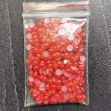 Бульонки красные 5 мм для слайма в упаковке 10 гр